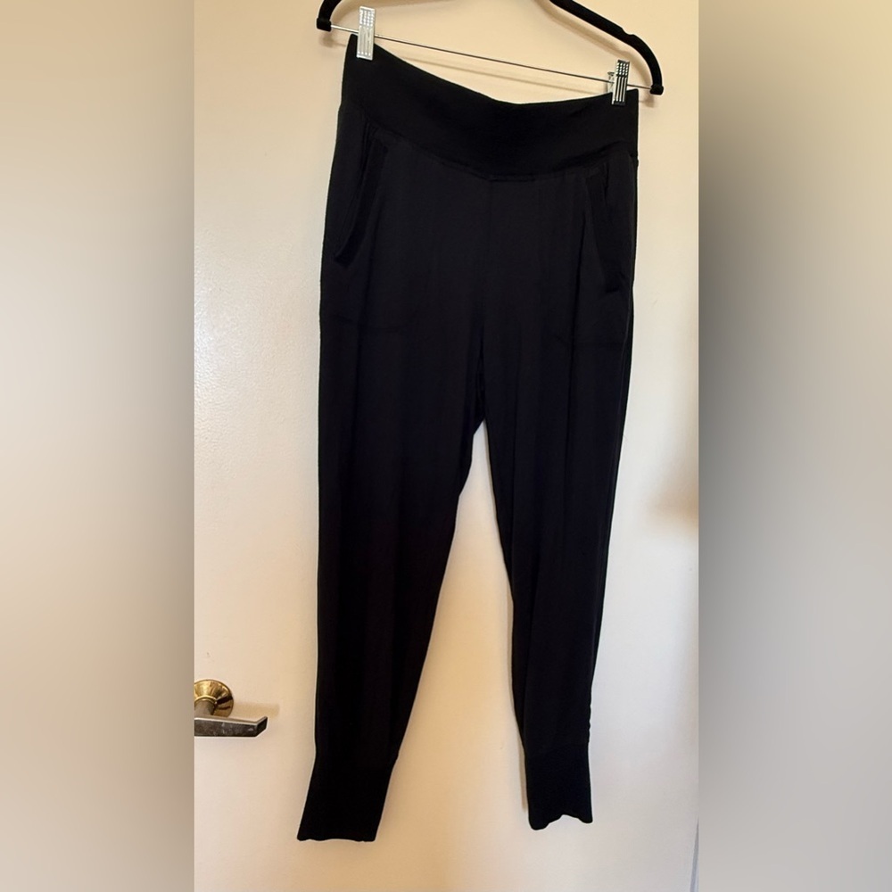 Athleta Black Jogger with Pockets & Side Mesh Stripe Down The Leg in Size Small